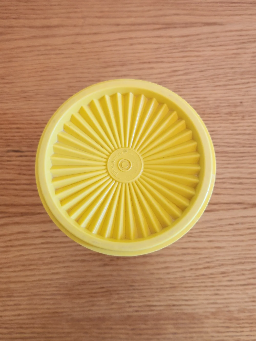 Tupperware set five